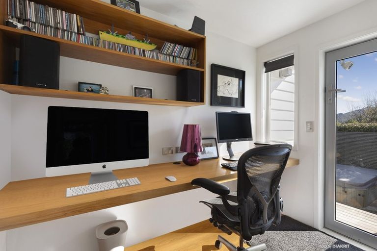 Photo of property in 38a Friend Street, Karori, Wellington, 6012