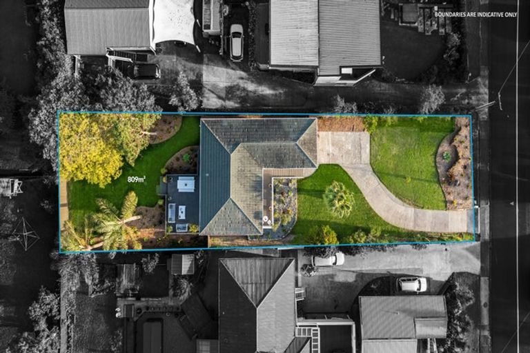 Photo of property in 19 Highland Avenue, Titirangi, Auckland, 0604