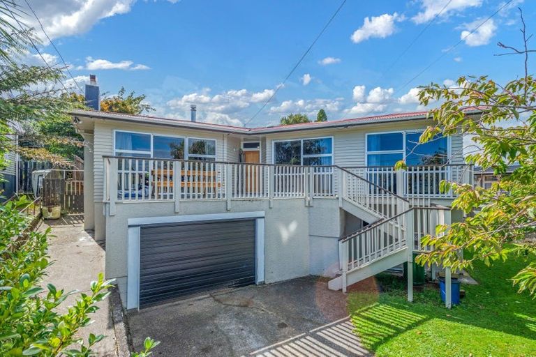 Photo of property in 7 Highbury Drive, Levin, 5510