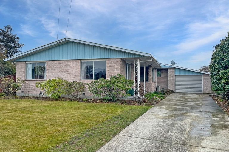 Photo of property in 19 Aintree Street, Bishopdale, Christchurch, 8051