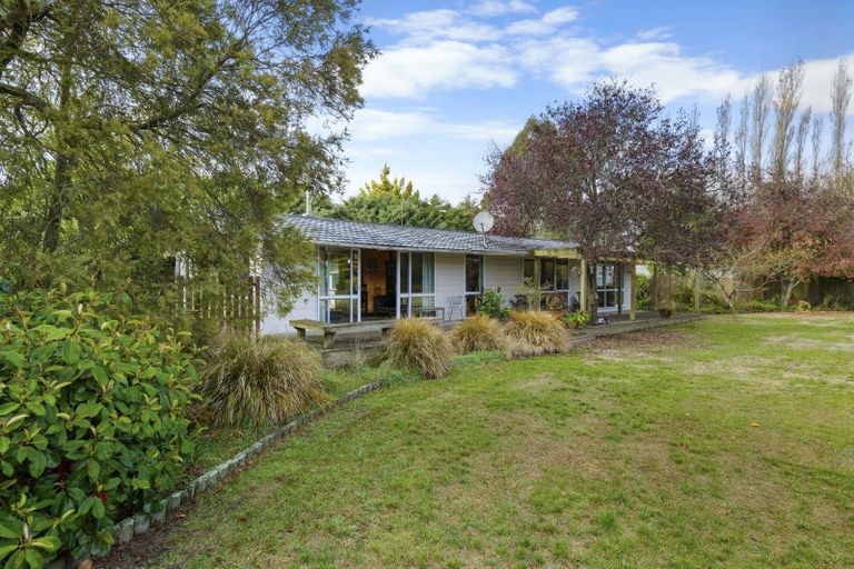 Photo of property in 978 Weedons Ross Road, West Melton, Christchurch, 7671