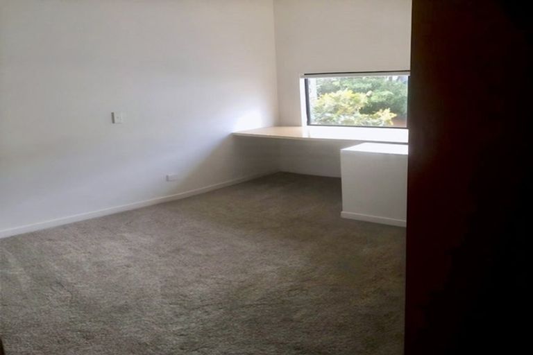 Photo of property in 76 Brougham Street, Mount Victoria, Wellington, 6011