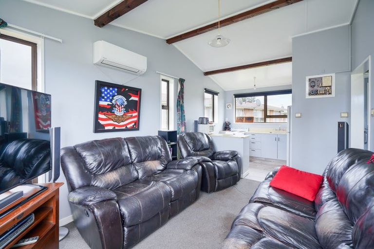 Photo of property in 1-12/71 Main Street, Mataura, 9712