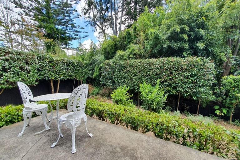 Photo of property in 2/43 Seabrook Avenue, New Lynn, Auckland, 0600