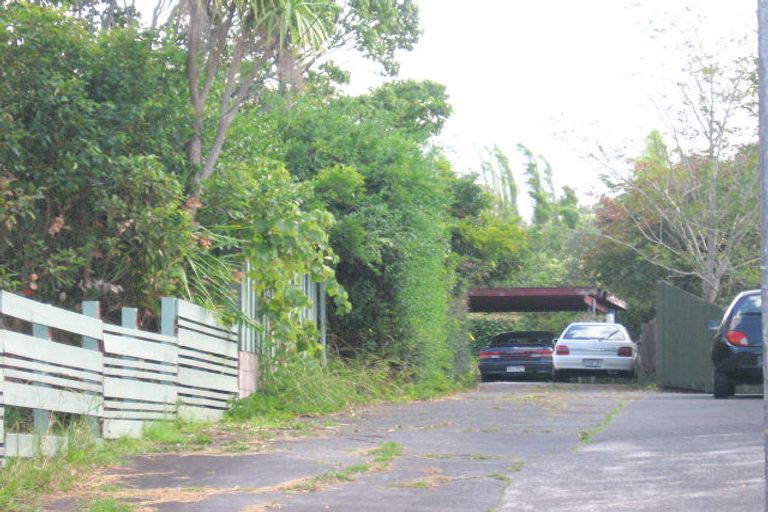 Photo of property in 41a Stottholm Road, Titirangi, Auckland, 0604