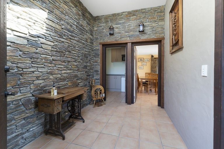 Photo of property in 33 Marshall Road, Earnscleugh, Alexandra, 9391