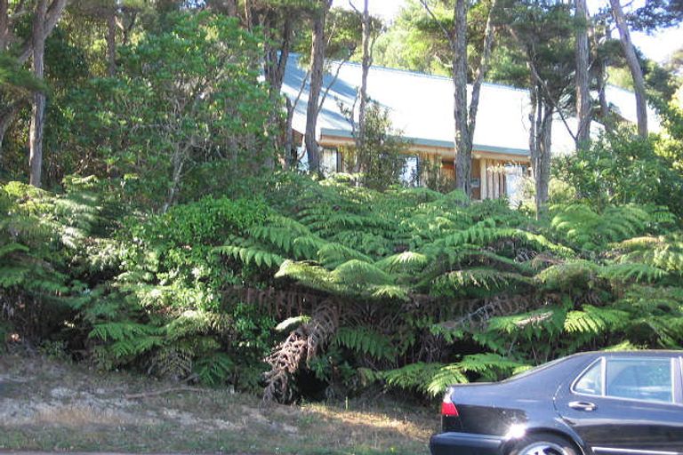 Photo of property in 36 Emlyn Place, Torbay, Auckland, 0630