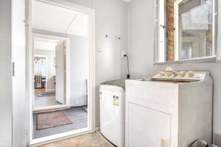 Photo of property in 67 Robinson Avenue, Holdens Bay, Rotorua, 3010