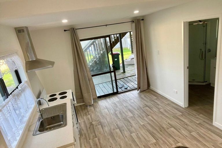 Photo of property in 7a Clayburn Road, Glen Eden, Auckland, 0602