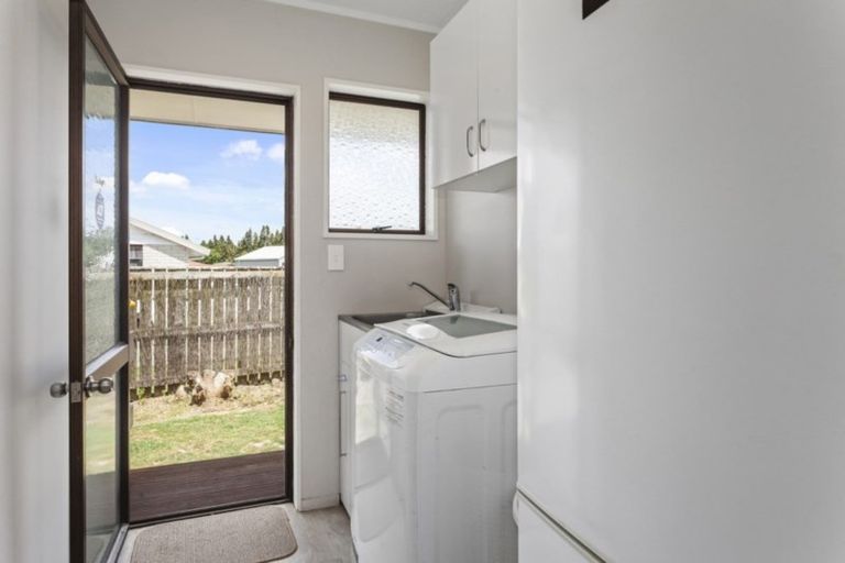 Photo of property in 10 Kanuka Place, Edgecumbe, 3120
