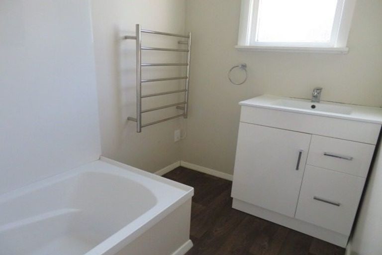 Photo of property in 3-5 Toomath Street, Naenae, Lower Hutt, 5011