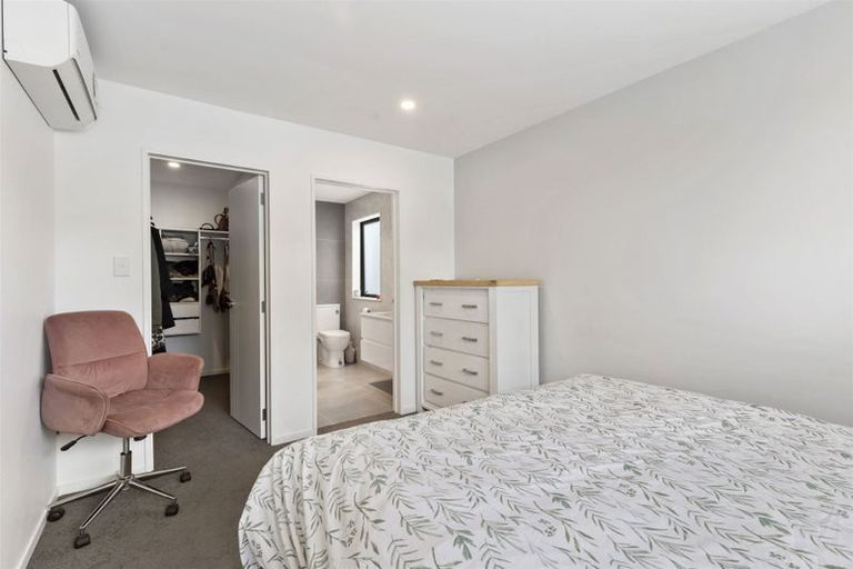 Photo of property in 14b Notre Dame Way, Albany, Auckland, 0632