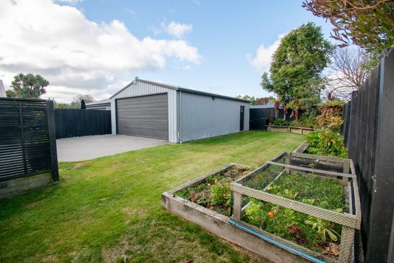 Photo of property in 42 Petrie Street, Richmond, Christchurch, 8013
