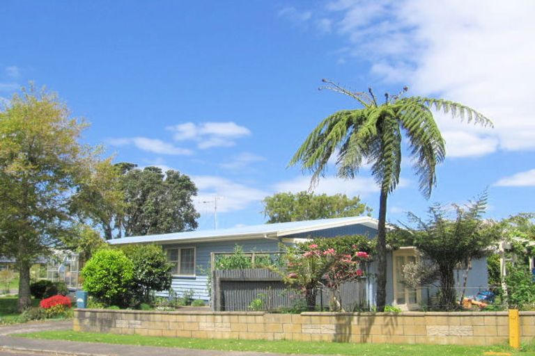 Photo of property in 5 Queen Street, Waihi Beach, 3611