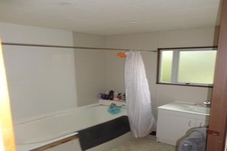 Photo of property in 1/1 Burnham Road, Waitakere, Auckland, 0816