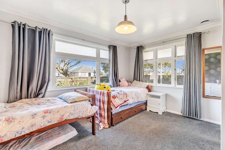 Photo of property in 4 Dudley Street, Levin, 5510