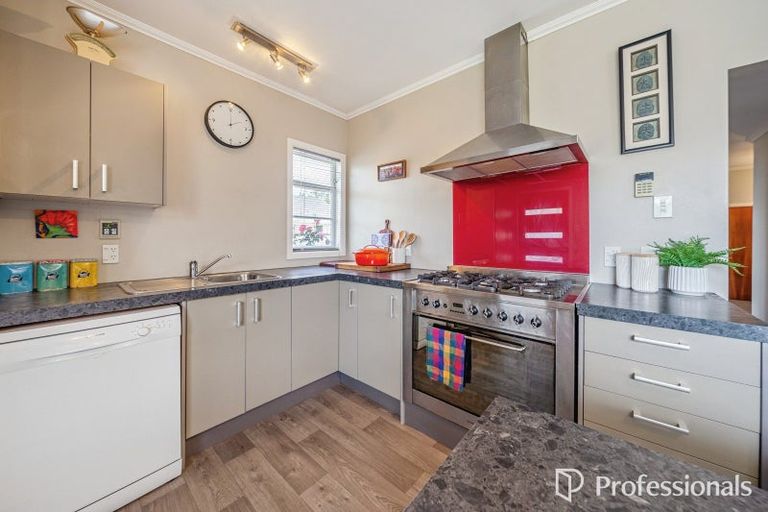 Photo of property in 24 Garden Road, Avalon, Lower Hutt, 5011