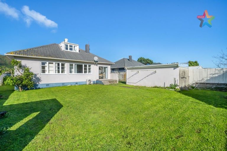 Photo of property in 13 Hughes Crescent, Taita, Lower Hutt, 5011