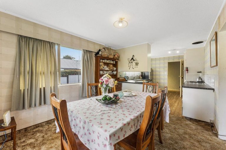 Photo of property in 11 Amber Grove, Birchville, Upper Hutt, 5018