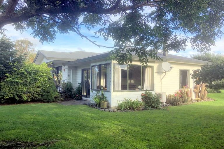 Photo of property in 6 Hatuma Road, Waipukurau, 4200