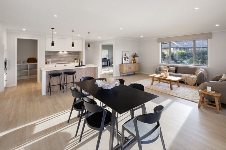 Photo of property in 39 Mike Smith Drive, Cambridge, 3434