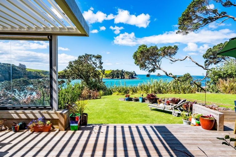 Photo of property in 730 Taiharuru Road, Taiharuru, Onerahi, 0192