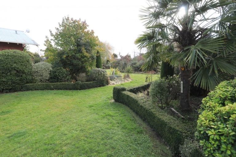 Photo of property in 12 Donald Street, Morven, Waimate, 7980