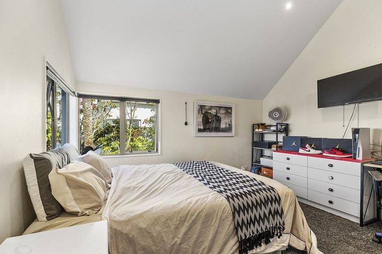 Photo of property in 28 Amritsar Street, Khandallah, Wellington, 6035