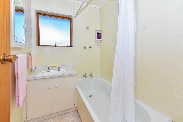 Photo of property in 3/96 Fitzroy Street, Papatoetoe, Auckland, 2104