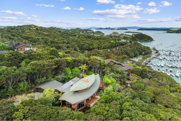 Photo of property in 19 Anchorage Heights Place, Kerikeri, 0294