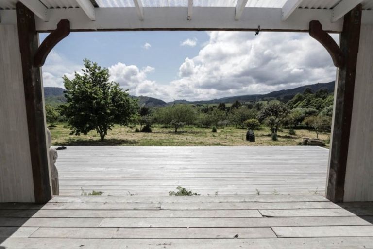 Photo of property in 236 Ngatiawa Road, Reikorangi, Waikanae, 5391