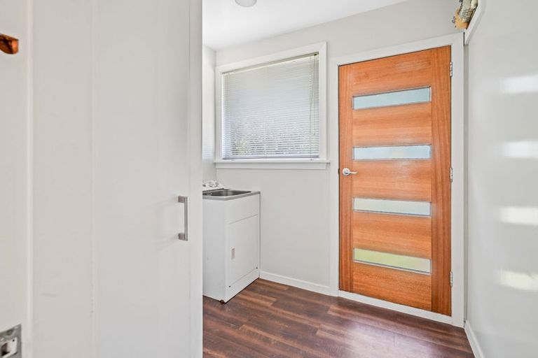 Photo of property in 33 West-watson Avenue, Hillmorton, Christchurch, 8025