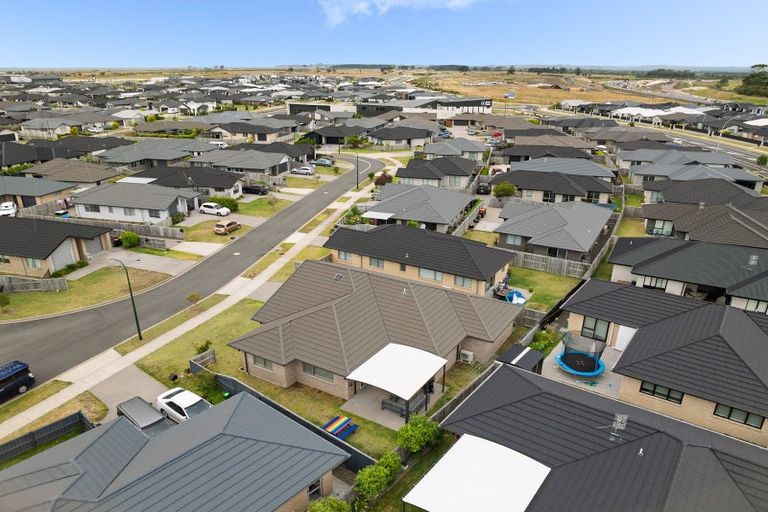 Photo of property in 9 Colpoma Close, Papamoa Beach, Papamoa, 3118