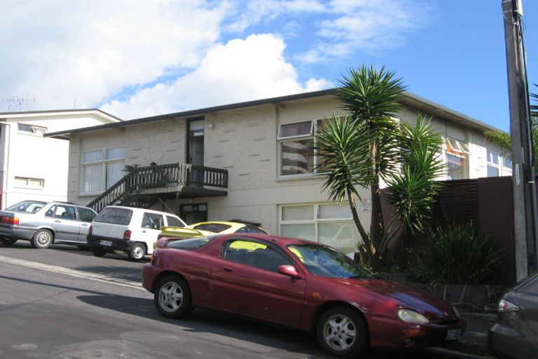 Photo of property in 12/2 Westwood Terrace, Saint Marys Bay, Auckland, 1011