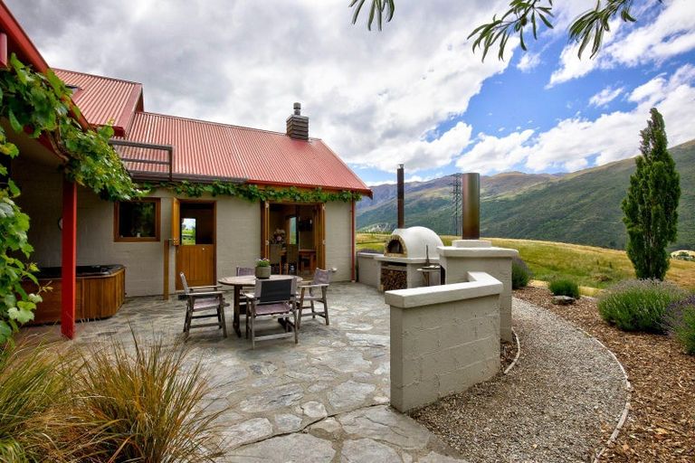 Photo of property in 65 Gibbston Back Road, Gibbston, Queenstown, 9371