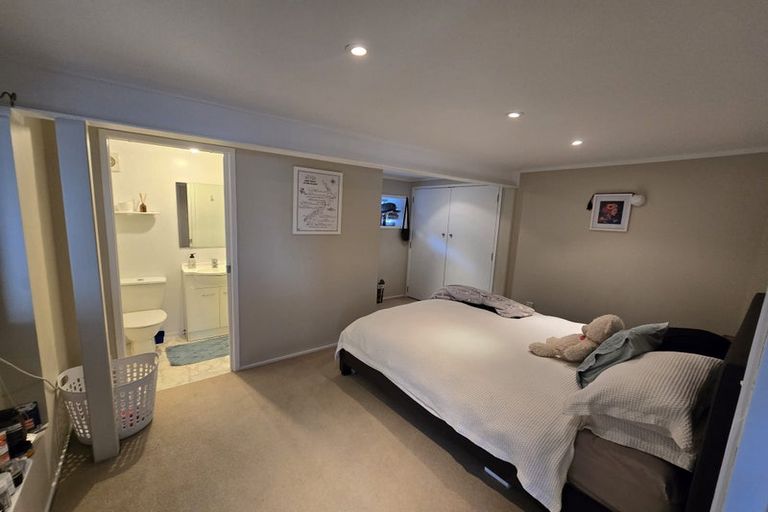 Photo of property in 1/41 Monarch Avenue, Hillcrest, Auckland, 0627