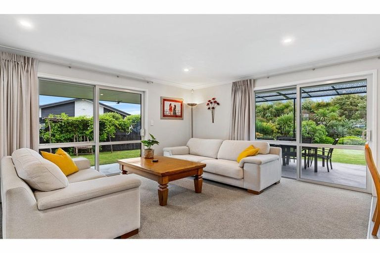 Photo of property in 16 Jack Boyd Drive, Mangawhai Heads, Mangawhai, 0573