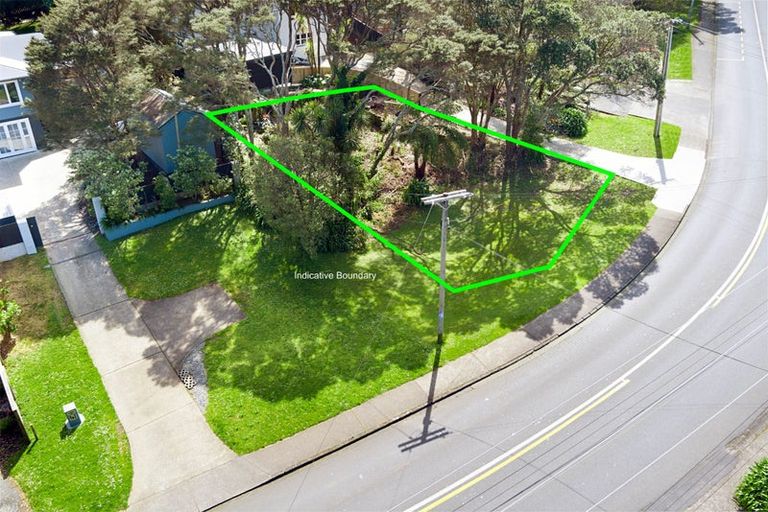 Photo of property in 39a Atkinson Road, Titirangi, Auckland, 0604