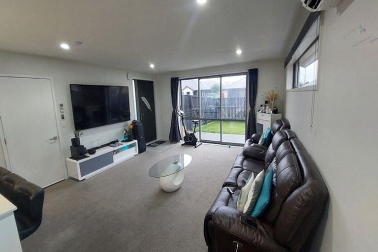 Photo of property in 15 Charente Way, Yaldhurst, Christchurch, 8042