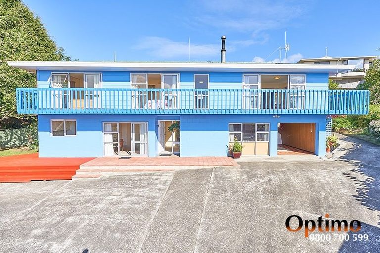 Photo of property in 16 Dalzien Place, Feilding, 4702