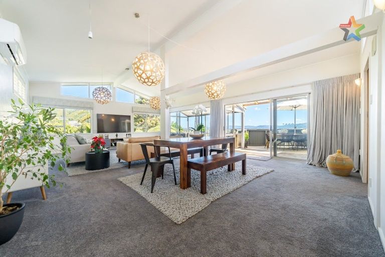 Photo of property in 8 Summit Road, Fairfield, Lower Hutt, 5011