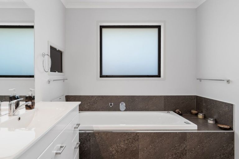 Photo of property in 7 Hillstone Avenue, Gate Pa, Tauranga, 3112