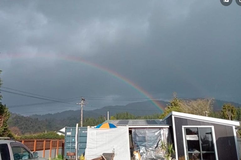 Photo of property in 1 Tramway Street, Ross, 7812