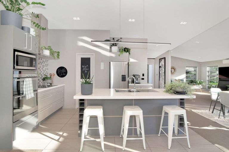 Photo of property in 132 Rowesdale Drive, Ohauiti, Tauranga, 3112