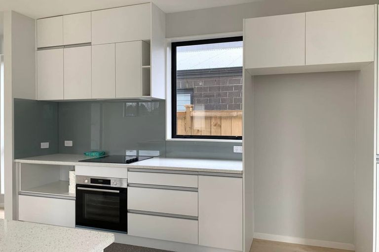 Photo of property in 3 Taiaha Street, Papakura, 2110