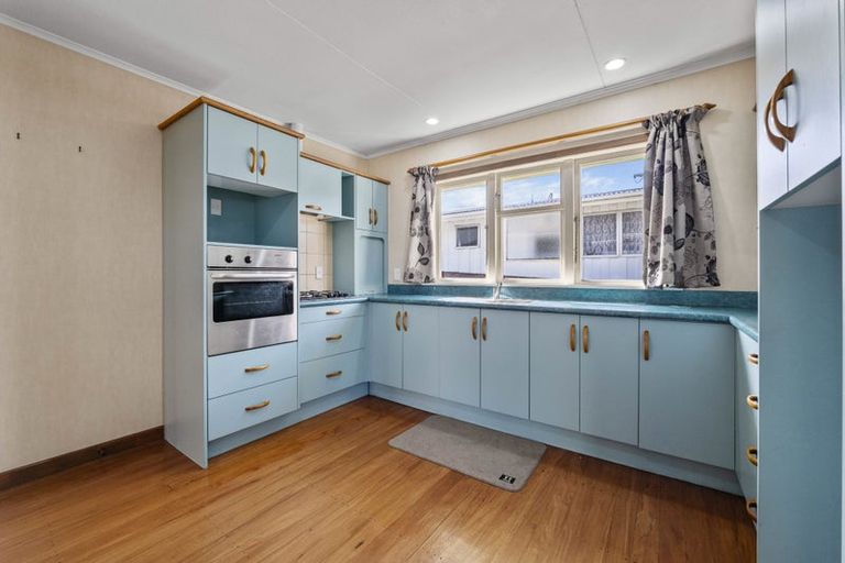 Photo of property in 9a Chilman Street, Strandon, New Plymouth, 4312