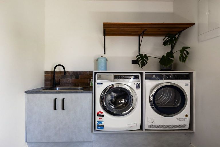 Photo of property in 22c Deseret Road, Temple View, Hamilton, 3218