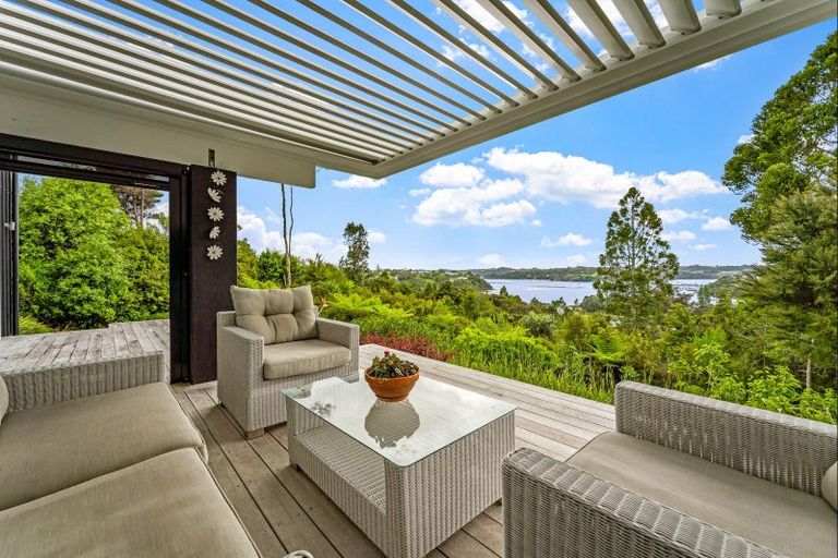 Photo of property in 14 Creek Street, Sandspit, Warkworth, 0982