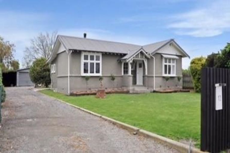 Photo of property in 12 Pound Street, Amberley, 7410