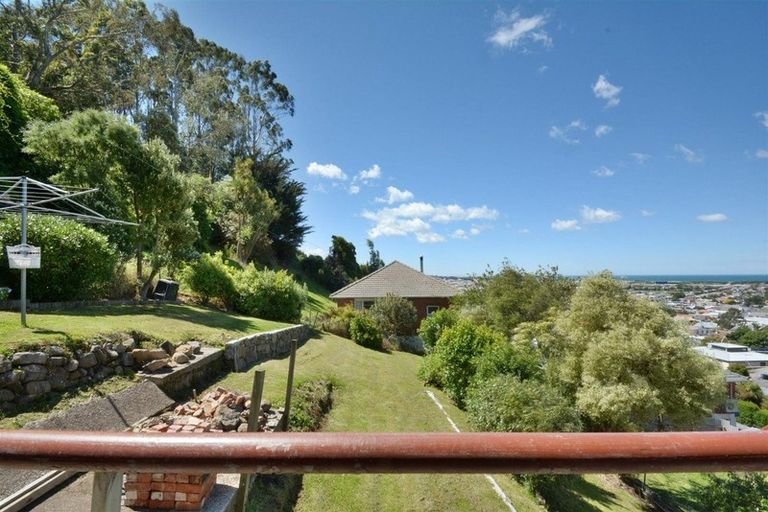 Photo of property in 26 Shortland Street, Caversham, Dunedin, 9011